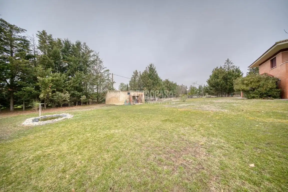 Casa o chalet en venta en Trigueros del Valle con Calefacción, Jardín privado y Piscina