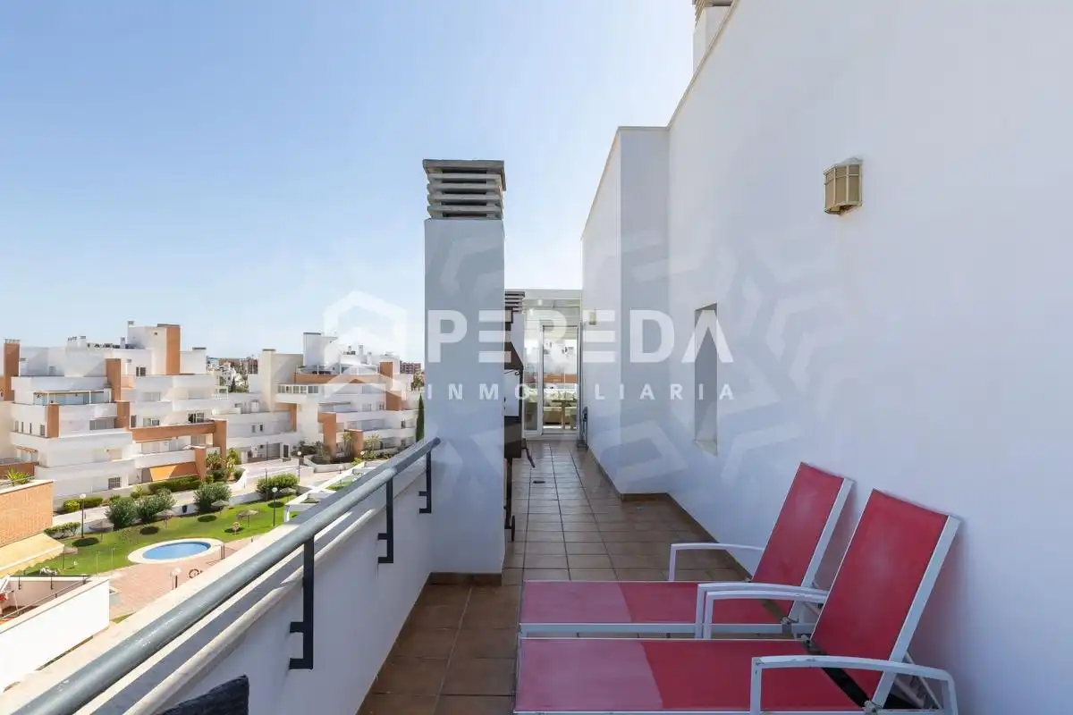 Terrasse von Dachboden zum Verkauf in Roquetas de Mar mit Privatgarten, Terrasse und Abstellraum