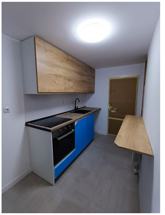 Kitchen of Flat for sale in  Zaragoza Capital  with Heating, Terrace and Storage room