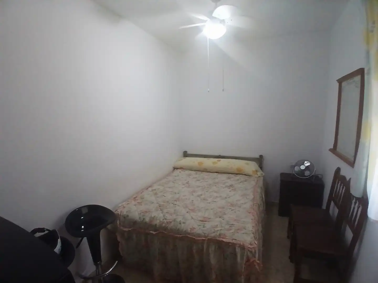 Dormitori de Casa o xalet en venda en Jaén amb Aire condicionat, Traster i Piscina