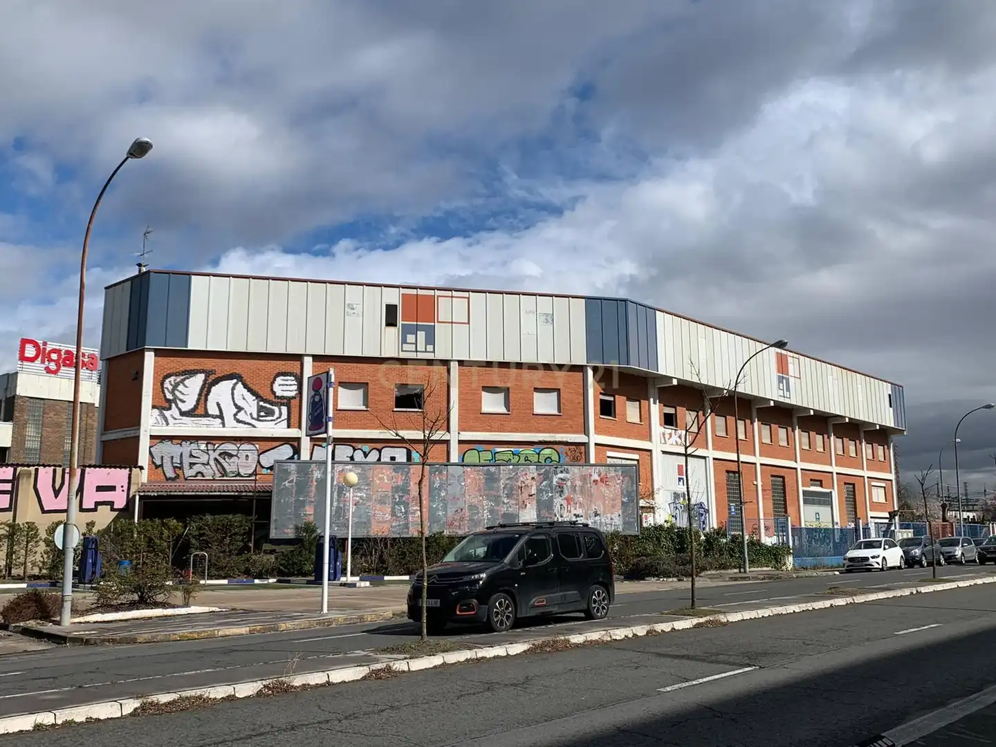 Vista exterior de Edificio en venta en Vitoria - Gasteiz