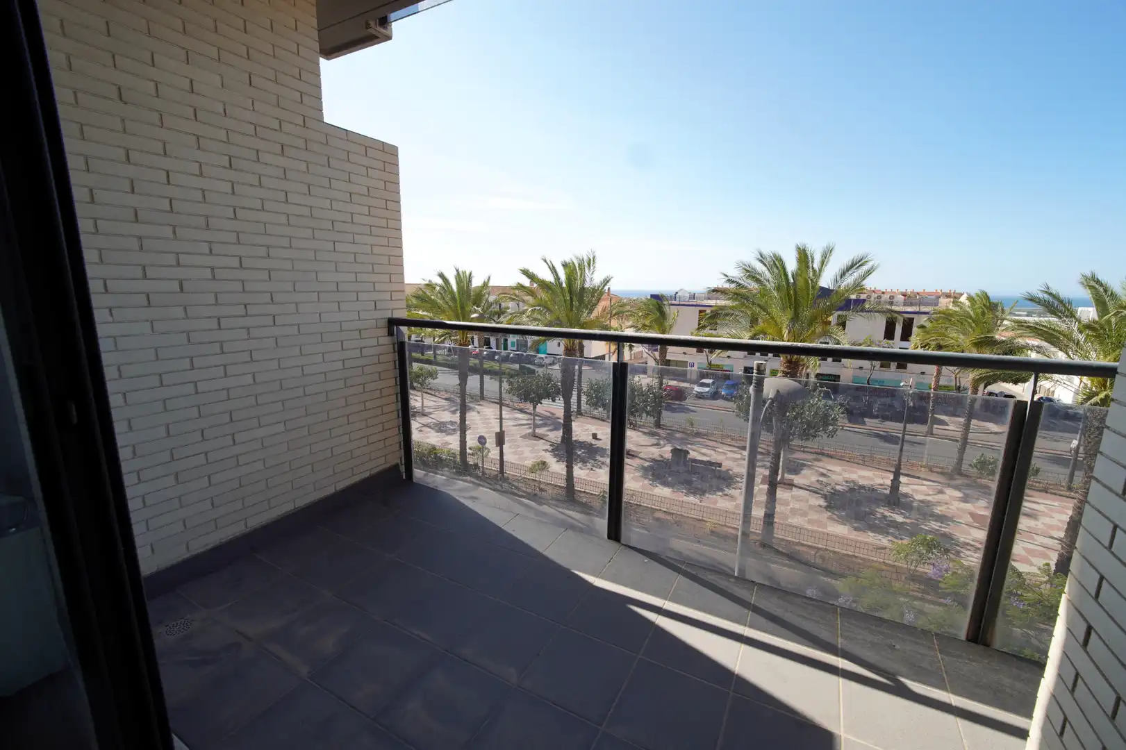 Terraza de Piso en venta en Roquetas de Mar con Aire acondicionado, Terraza y Amueblado