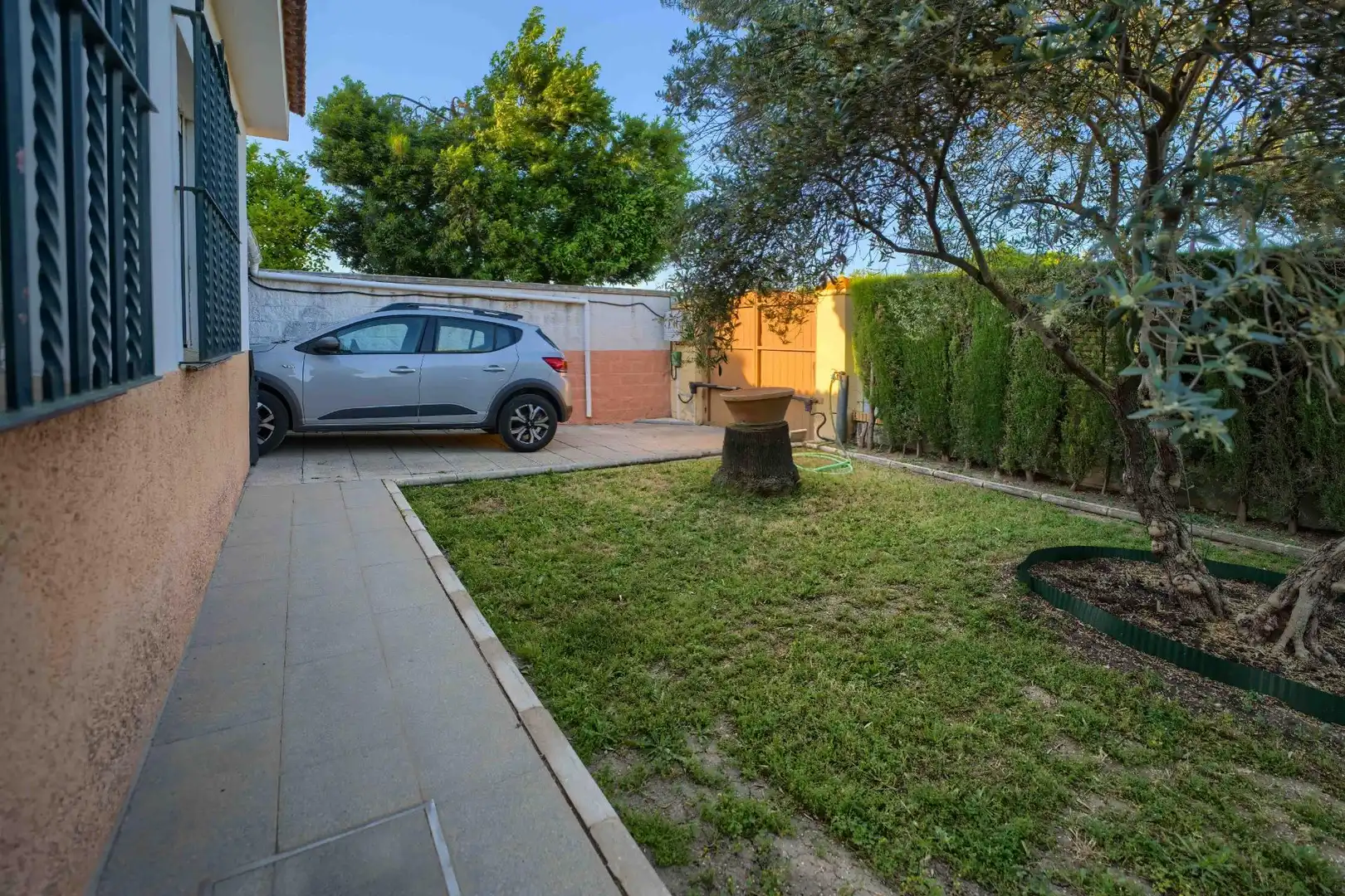 Garden of Houses for sale in Palomares del Río  with Air Conditioner, Heating and Private garden