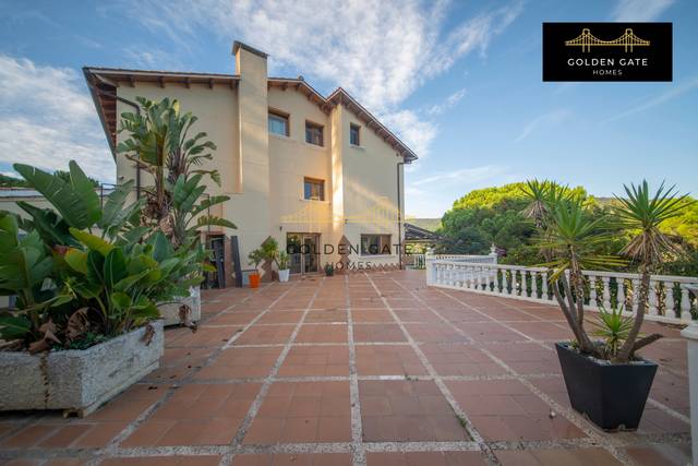 Casa-chalet en Venta en Alella