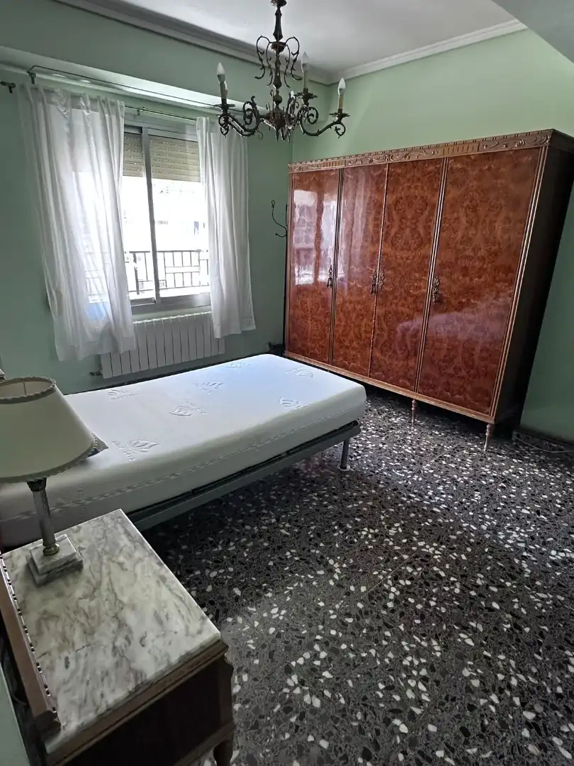 Habitación de Piso en venta en Alcoy / Alcoi con Calefacción, Terraza y Trastero