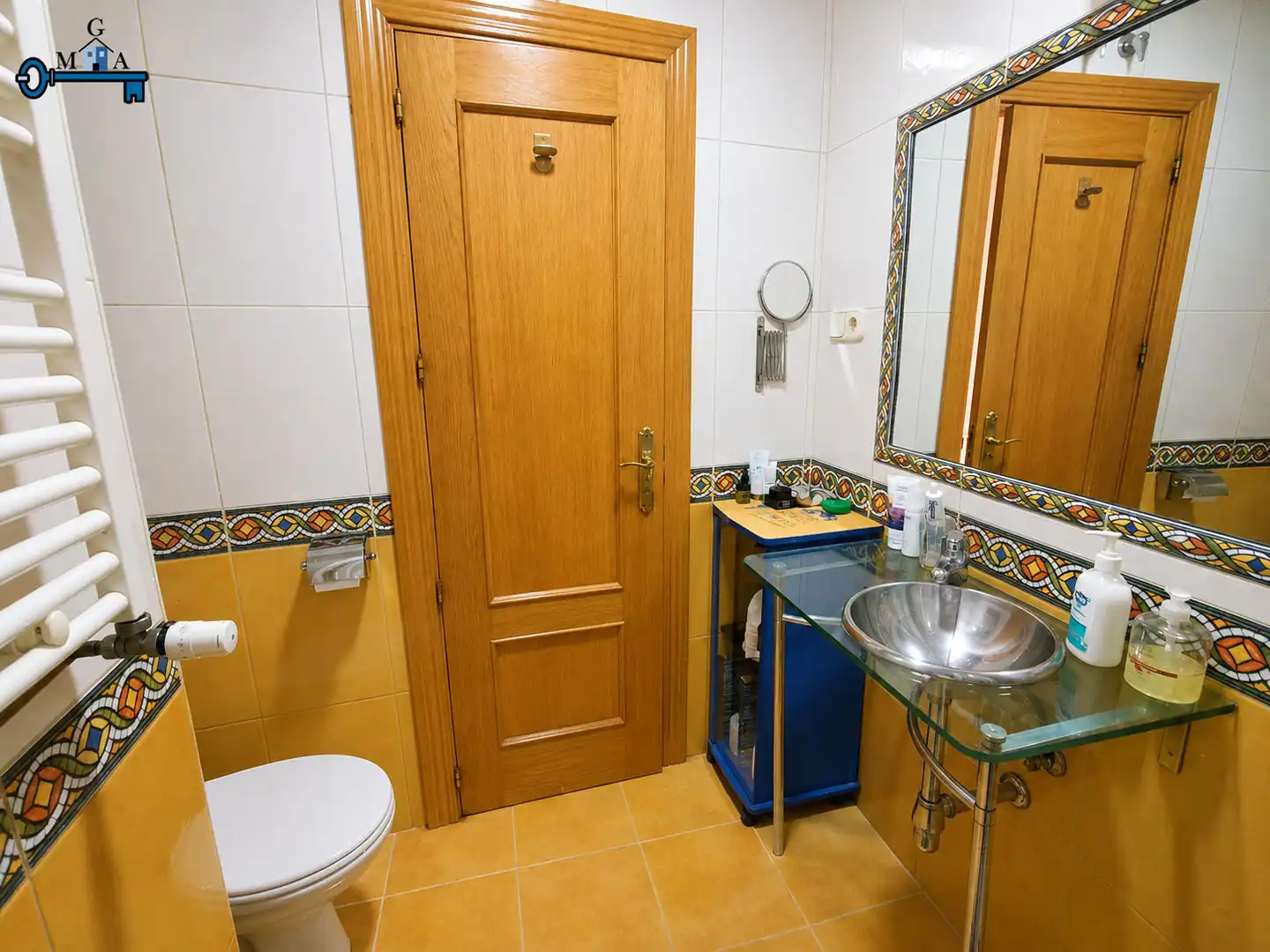 Badezimmer von Wohnung zum Verkauf in Fuenlabrada mit Klimaanlage, Heizung und Parkett