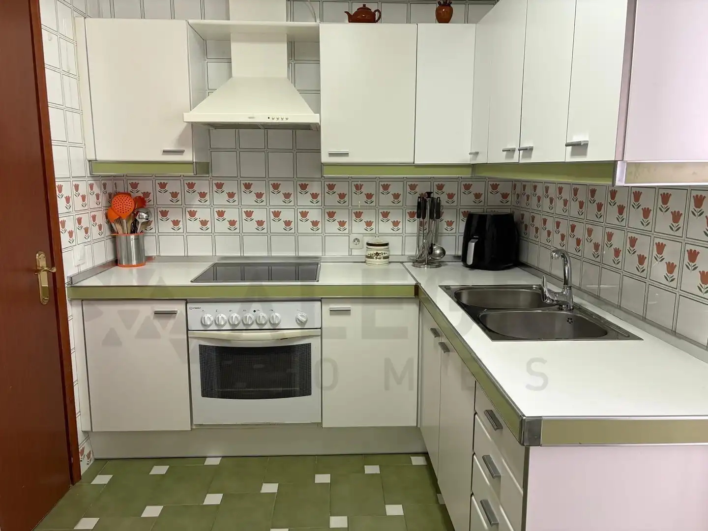 Kitchen of Flat for sale in Jerez de la Frontera  with Air Conditioner and Private garden