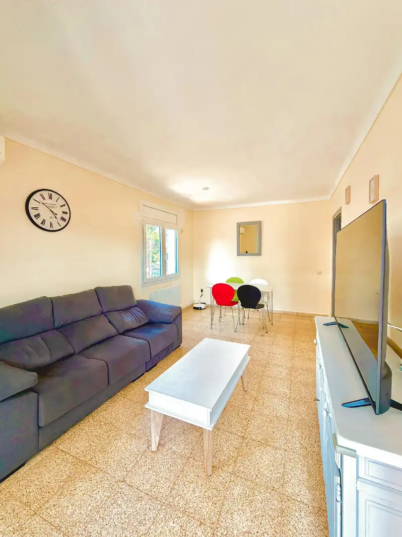 Sala de estar de Piso en venta en L'Escala con Aire acondicionado, Calefacción y Terraza