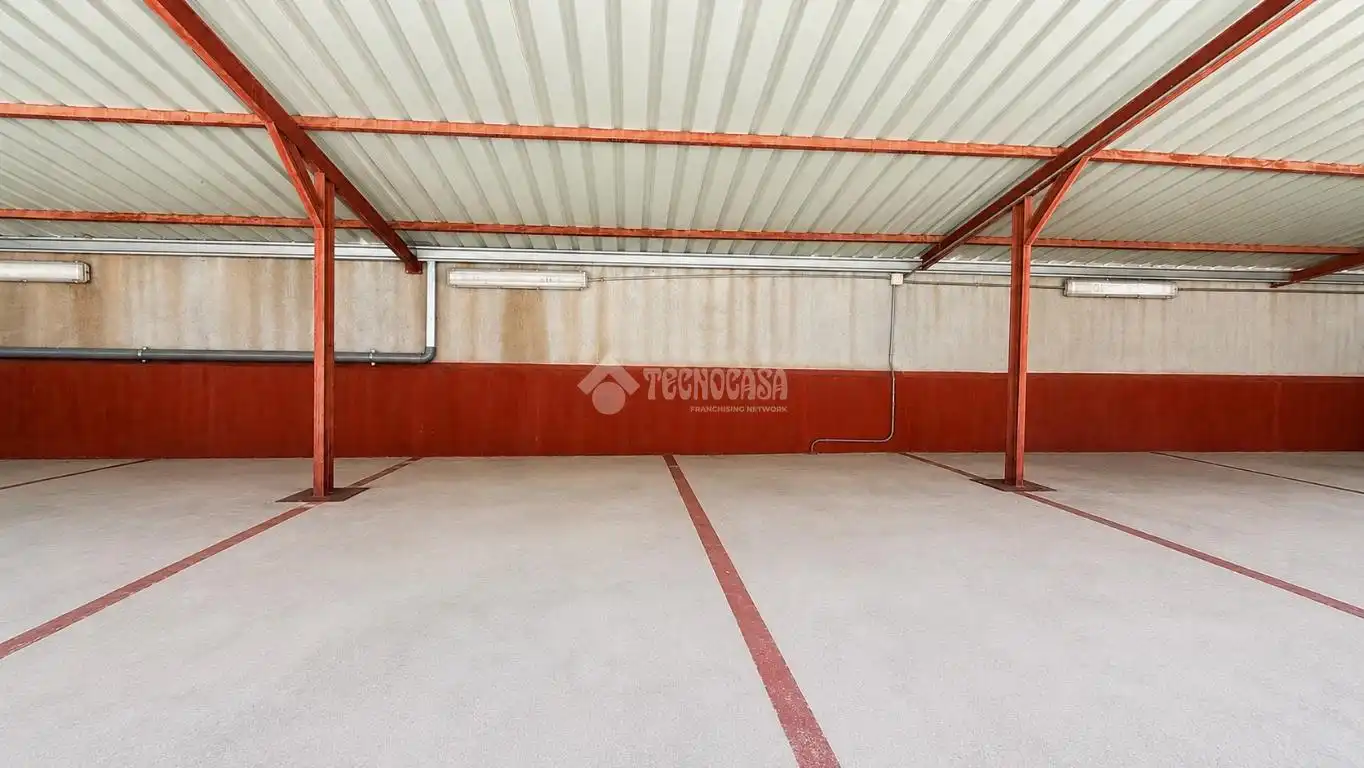 Aparcament de Pis en venda en Fuensalida amb Aire condicionat, Calefacció i Terrassa