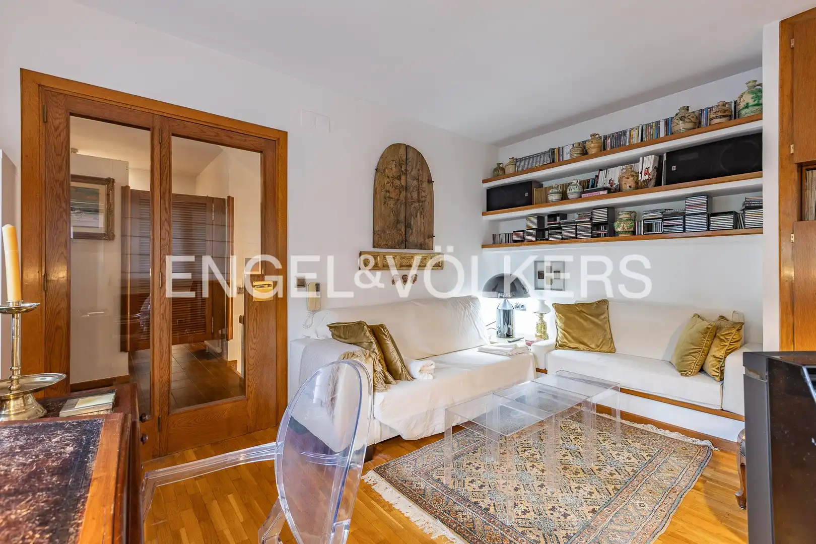 Sala de estar de Casa adosada en venta en Matadepera con Aire acondicionado, Calefacción y Jardín privado