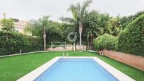 Swimming pool of House or chalet for sale in  Madrid Capital  with Swimming Pool