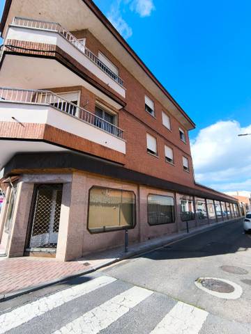 Local comercial en Alquiler en Avenida Cristo del Amparo, 31 en Fuensalida