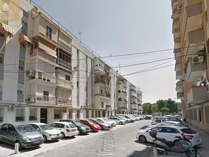 Exterior view of Flat for sale in  Sevilla Capital  with Air Conditioner