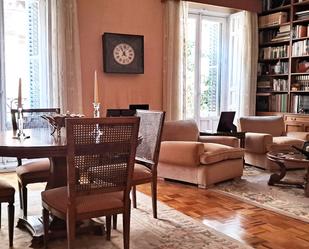 Living room of Flat for sale in  Madrid Capital  with Heating, Storage room and Balcony