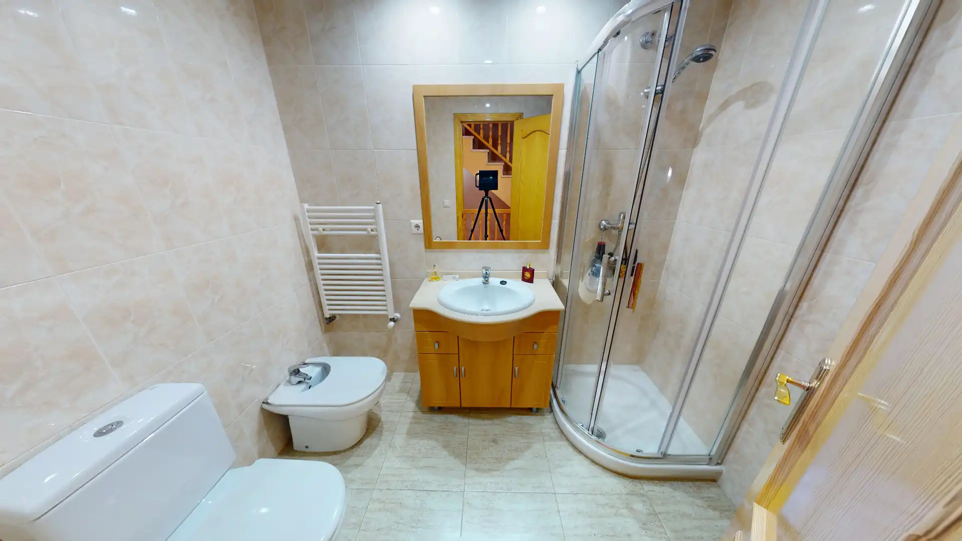 Baño de Casa o chalet en venta en Alicante / Alacant con Aire acondicionado, Jardín privado y Terraza