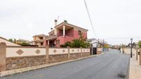 Vista exterior de Casa o xalet en venda en Las Gabias amb Aire condicionat, Calefacció i Terrassa