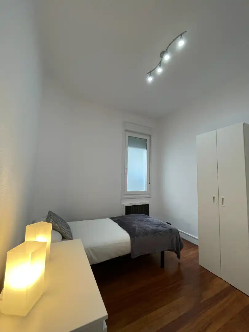 Flat with lift to rent in Autonomia Kalea 4, imagen 5