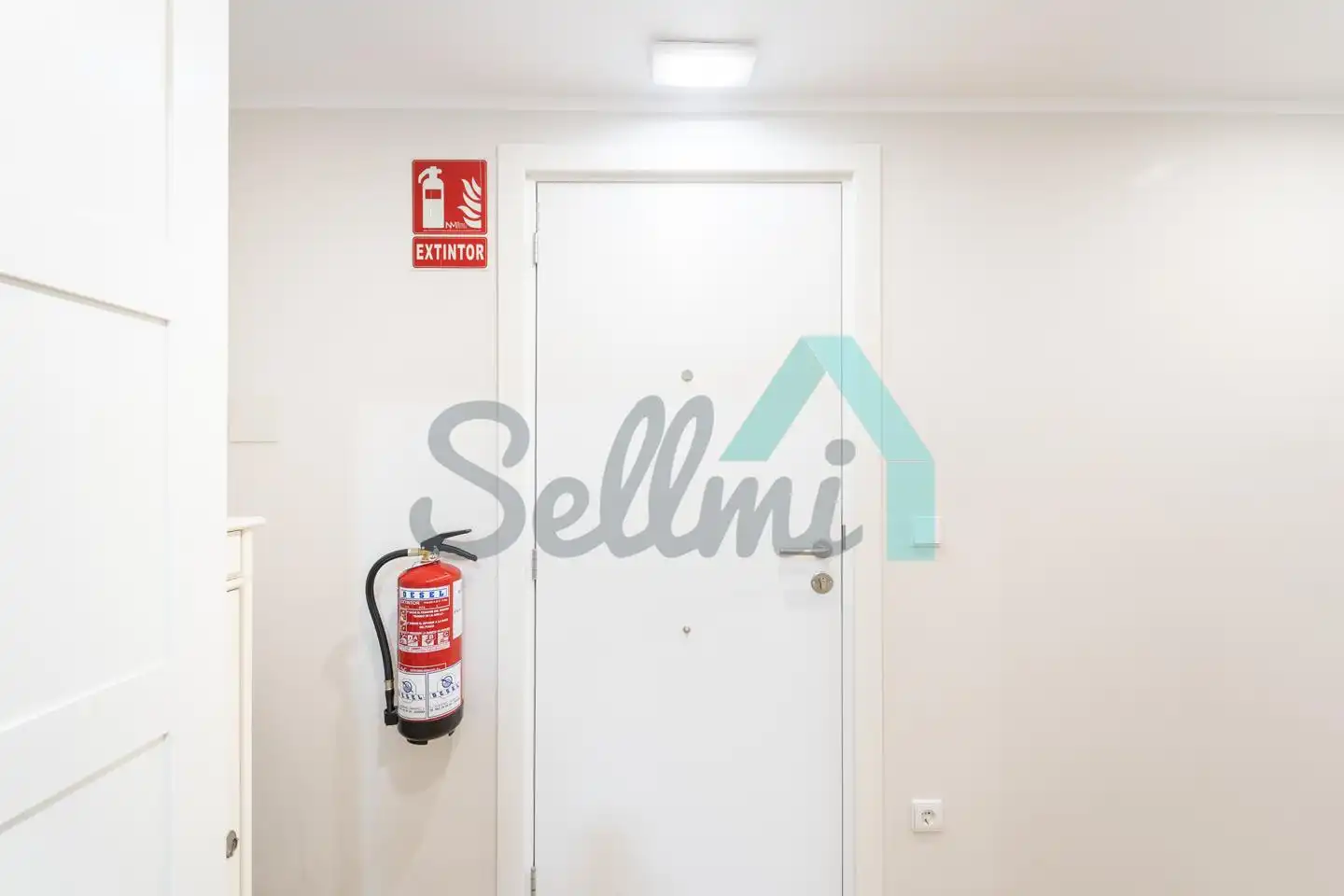 Flat for rent in Jerónimo Ibrán, Milán - Pumarín