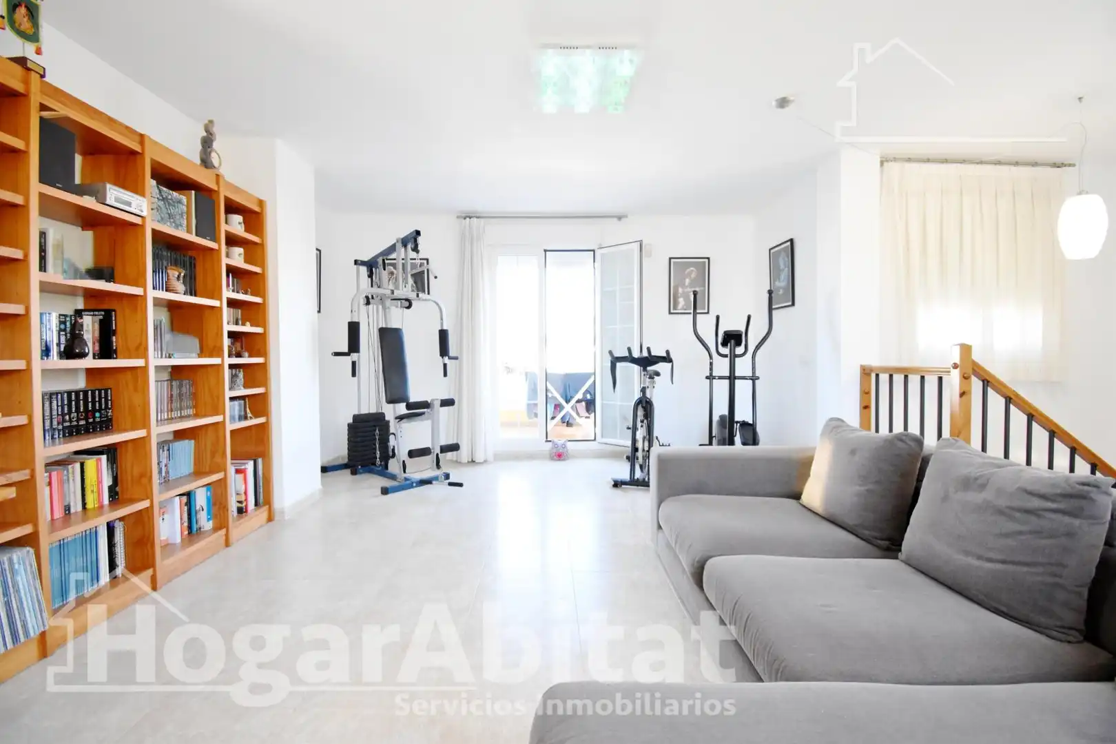 Wohnzimmer von Einfamilien-Reihenhaus zum Verkauf in Cullera mit Heizung, Terrasse und Abstellraum