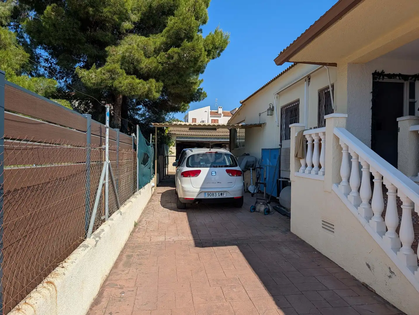 Vista exterior de Casa o xalet en venda en Cunit amb Aire condicionat, Calefacció i Terrassa
