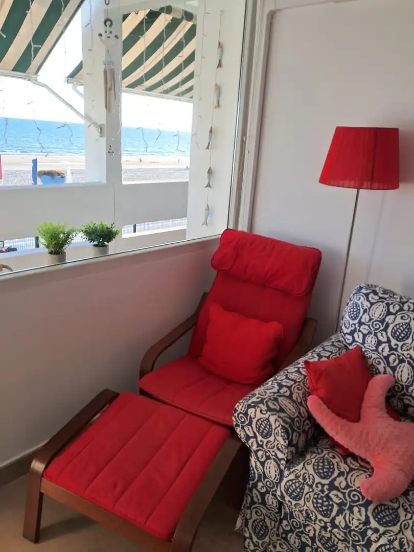 Habitación de Apartamento de alquiler en Almonte con Aire acondicionado, Terraza y Amueblado