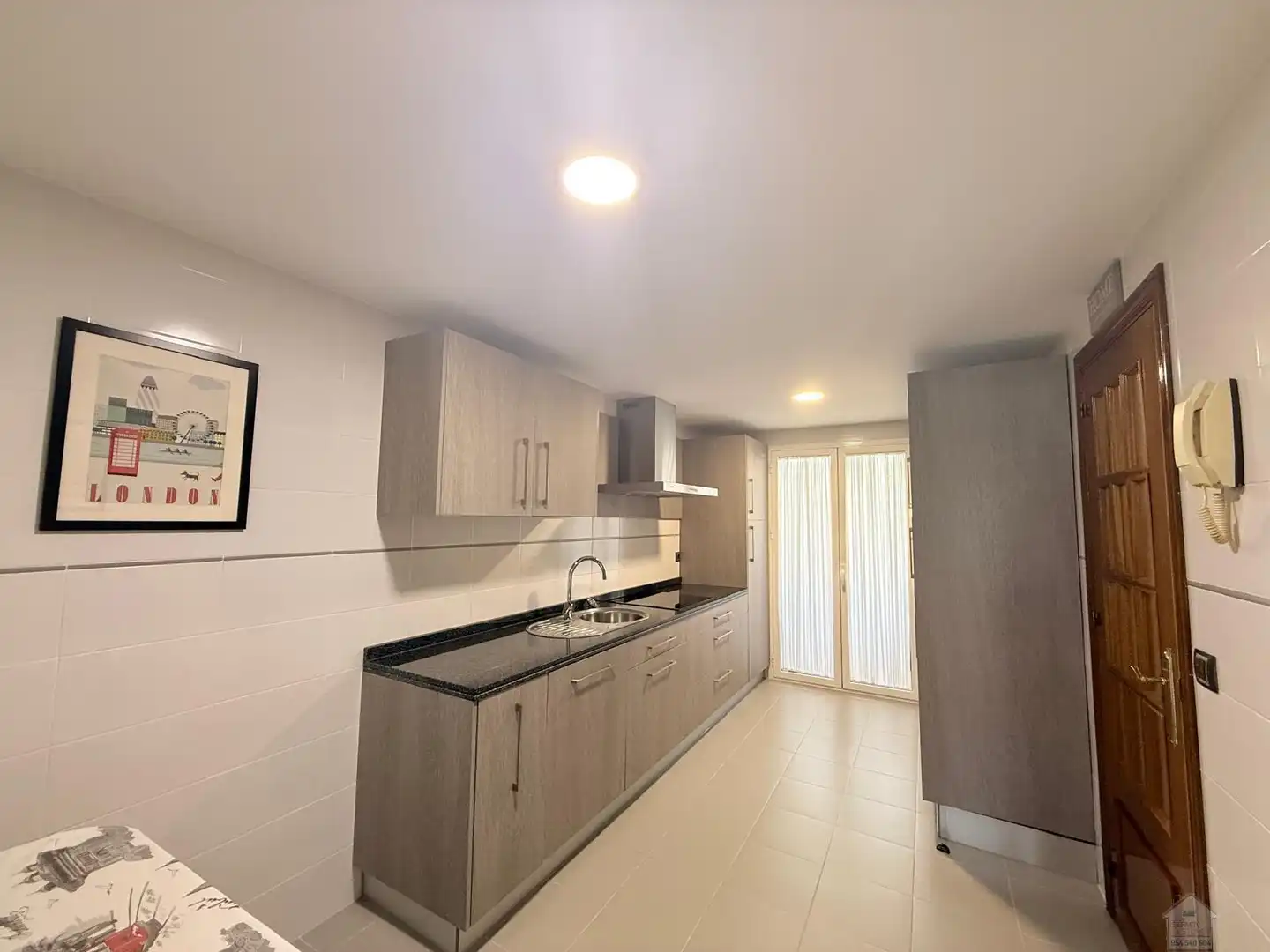 Cocina de Casa o chalet en venta en Tomares con Aire acondicionado, Terraza y Piscina comunitaria