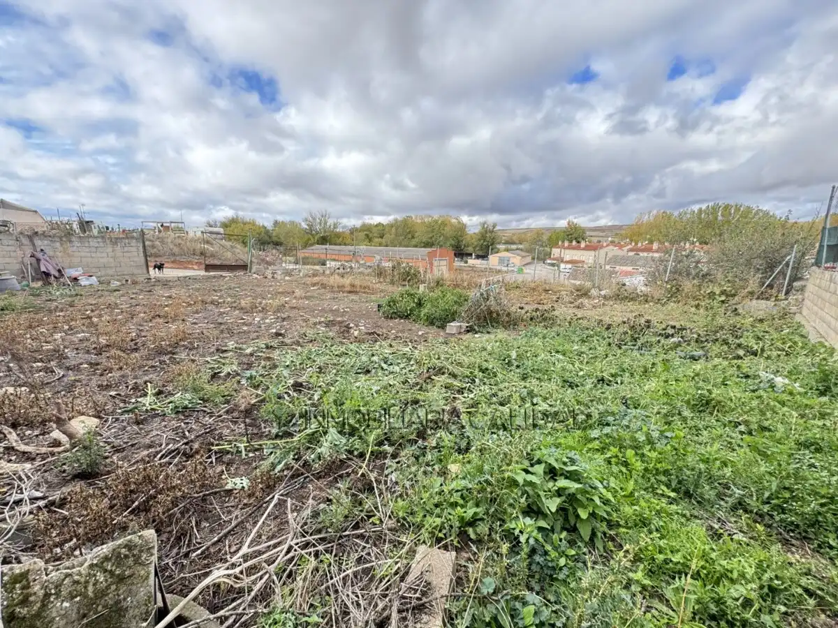 Residencial en venda en Cavia