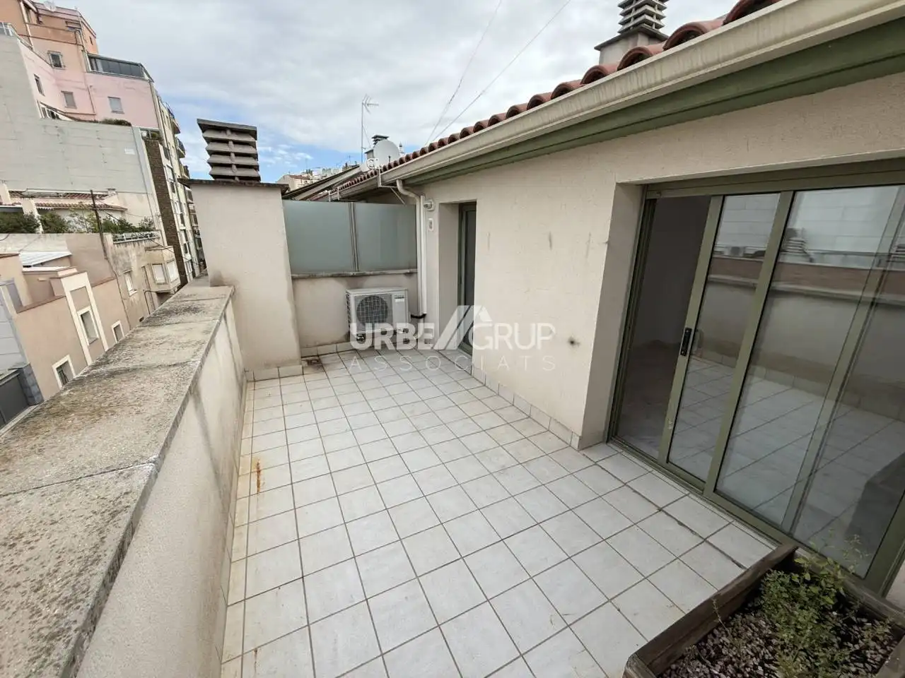 Terraza de Dúplex de alquiler en Terrassa con Aire acondicionado, Calefacción y Terraza