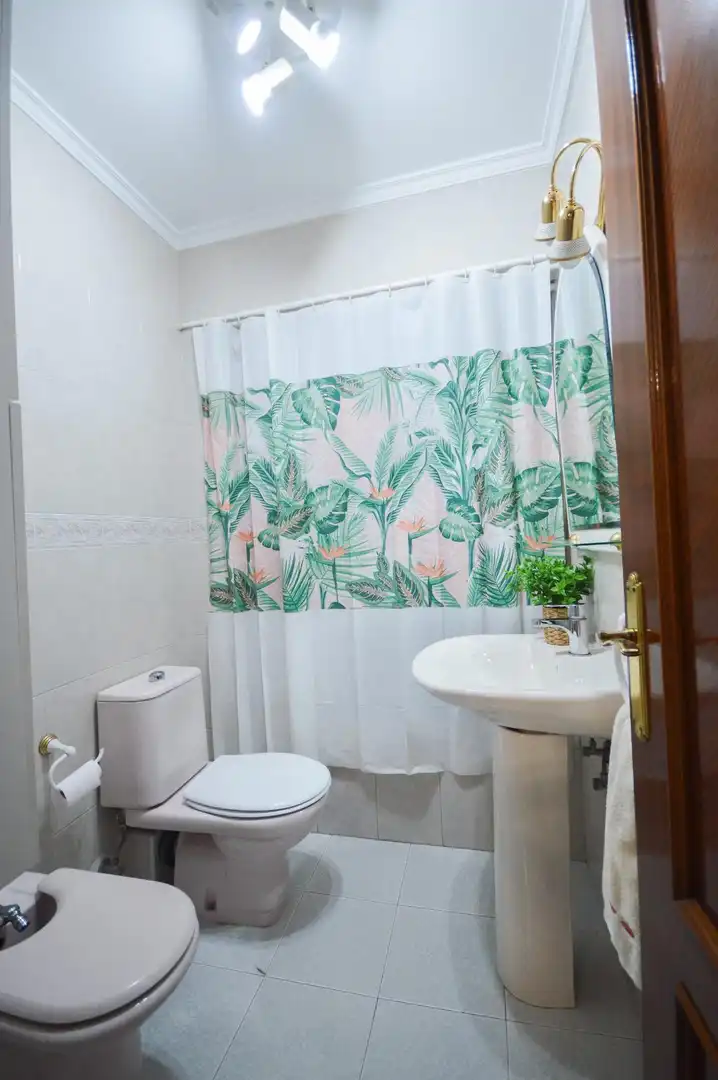 Bathroom of Flat for sale in Almería  with Air Conditioner and Heating