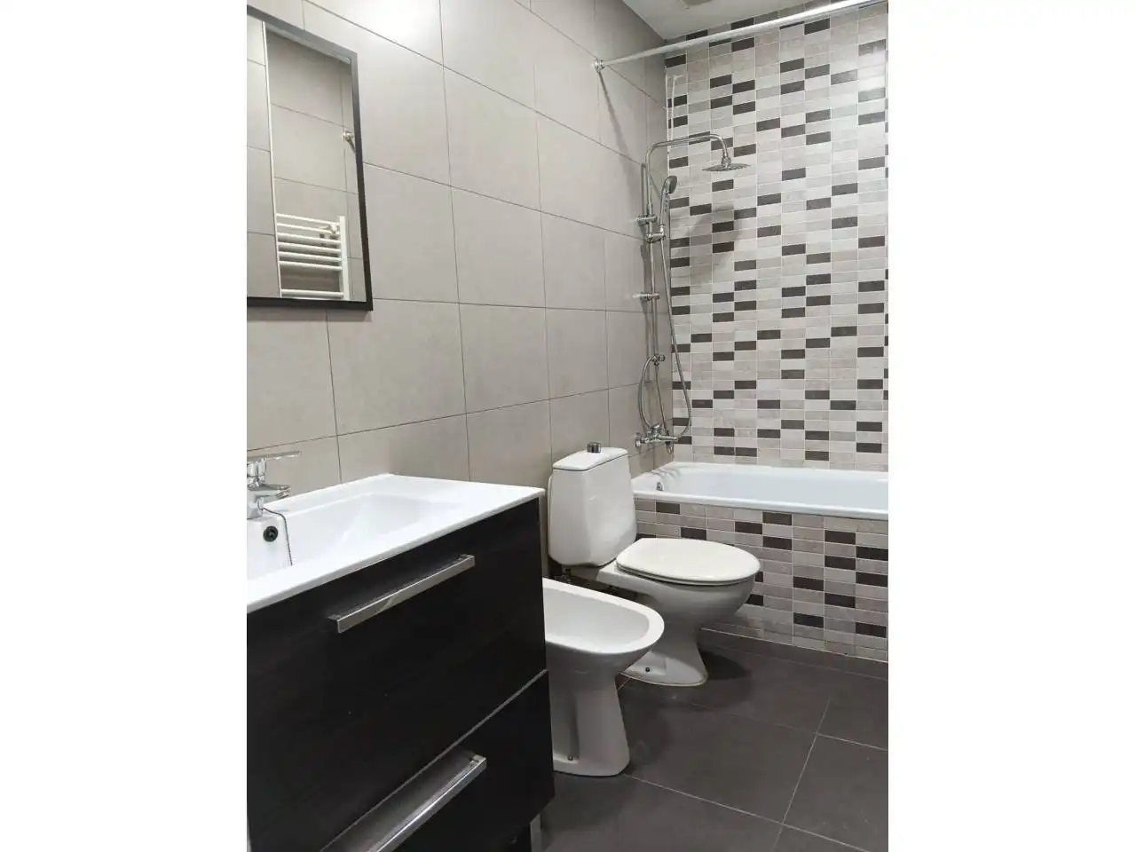 Appartamento con terrazza in affitto a Centre - Sant Oleguer, imagen 11
