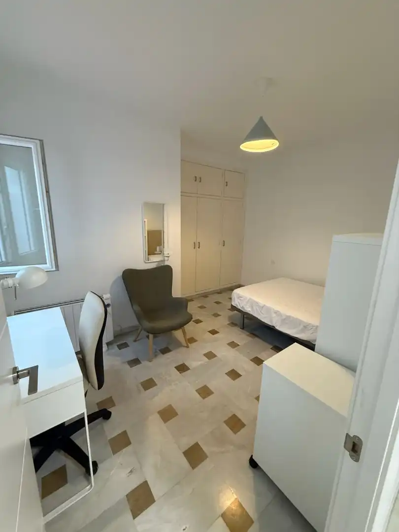Schlafzimmer von Wohnung zur Miete in Granada mit Terrasse, Möbliert und Ofen
