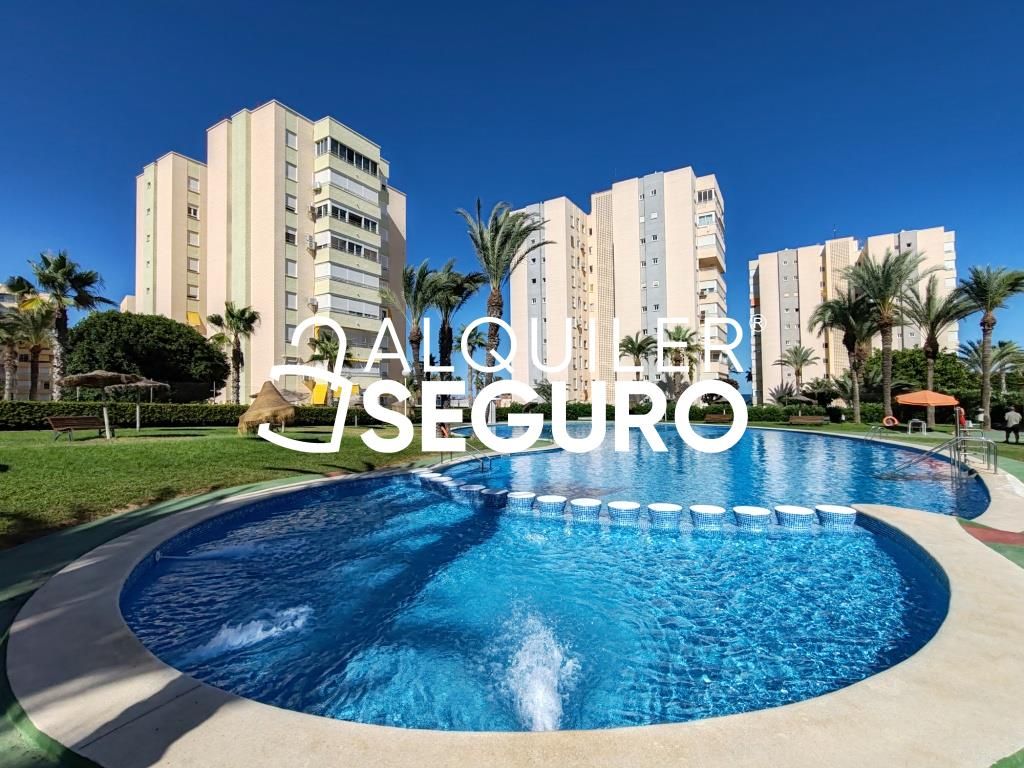 Swimming pool of Flat to rent in Alicante / Alacant  with Air Conditioner, Swimming Pool and Furnished