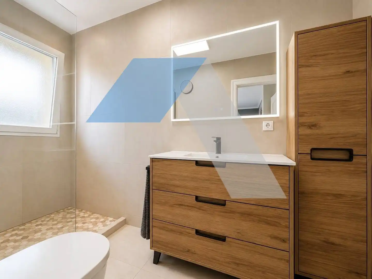 Bathroom of Houses for sale in San Vicente del Raspeig / Sant Vicent del Raspeig  with Air Conditioner, Heating and Private garden