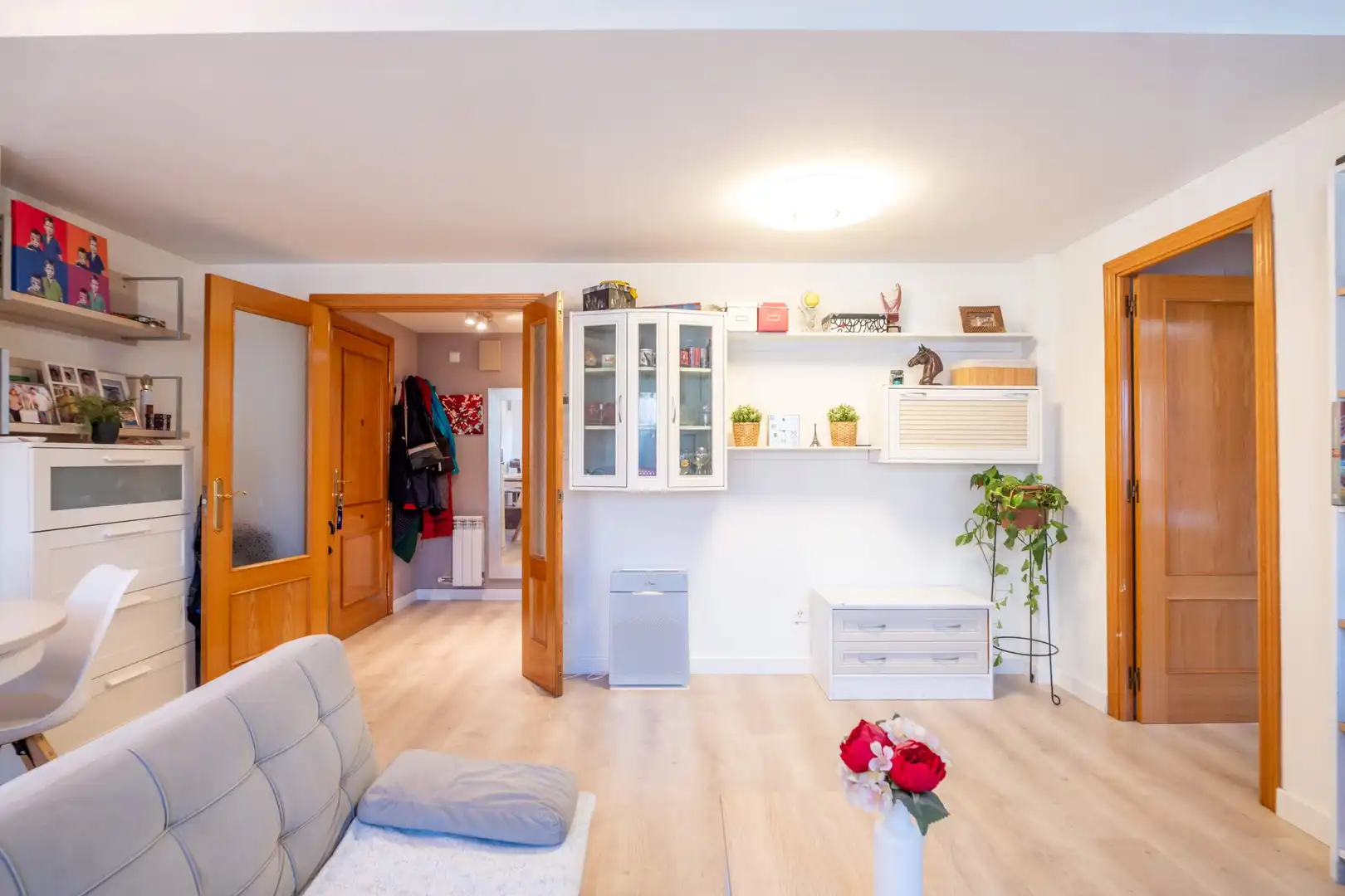 Wohnzimmer von Erdgeschoss zum Verkauf in Zaragoza mit Klimaanlage, Heizung und Terrasse
