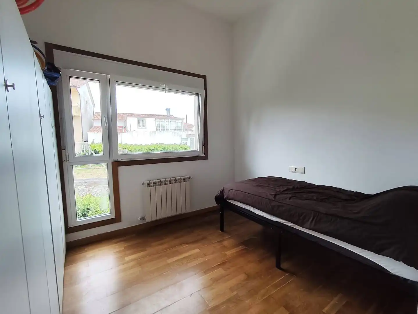 Habitación de Casa adosada en venta en Teo con Calefacción, Jardín privado y Terraza