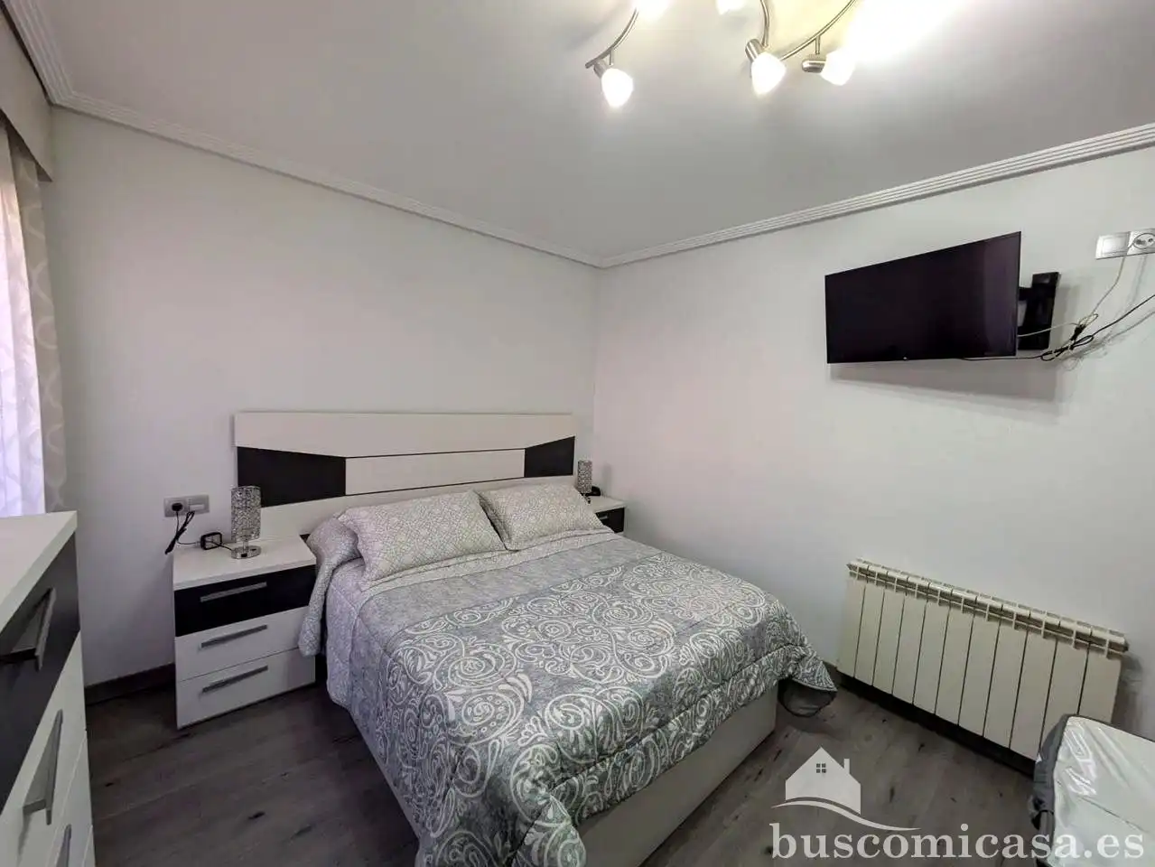 Bedroom of Flat for rent in Linares  with Air Conditioner, Terrace and Furnished