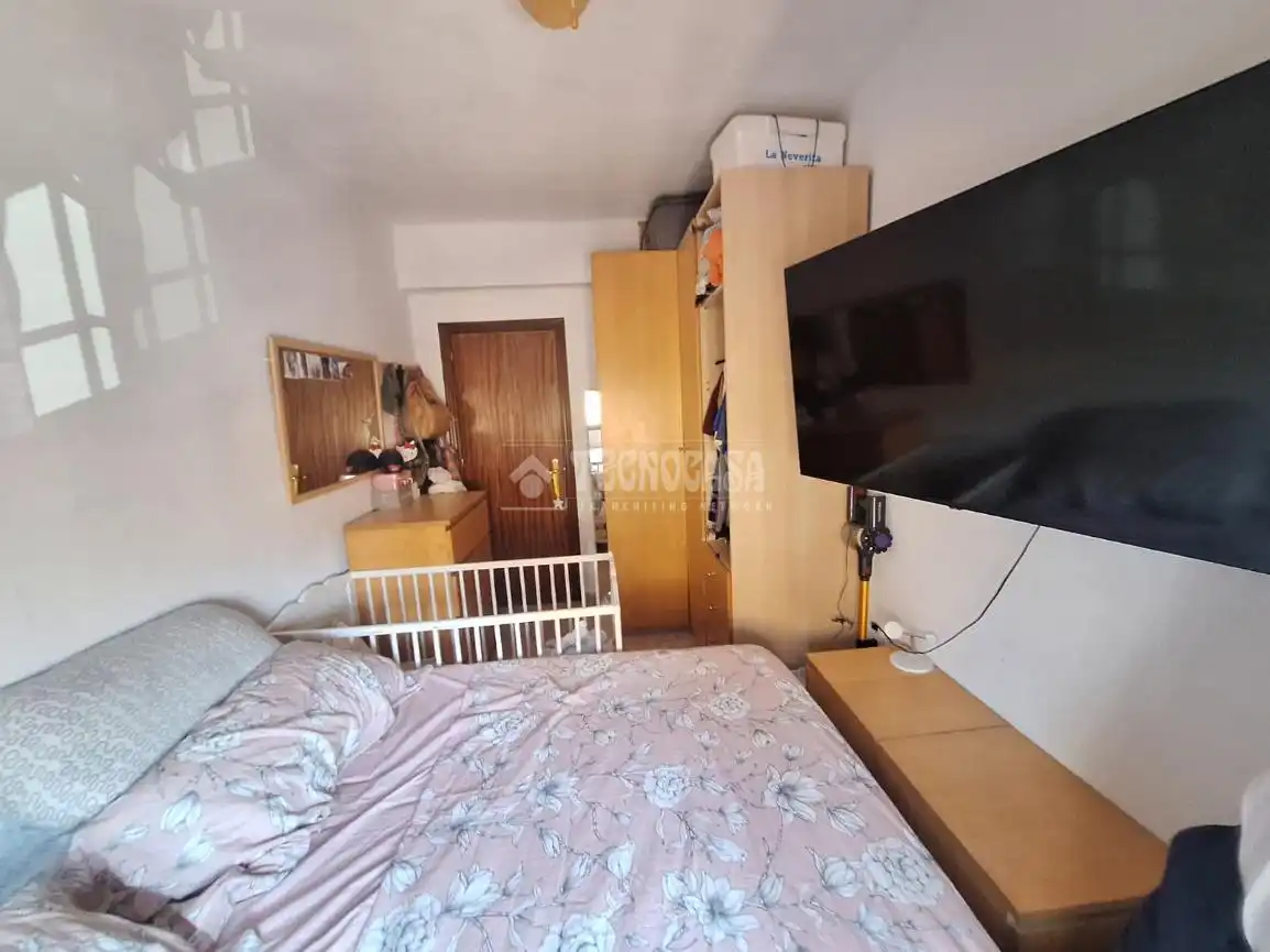 Bedroom of Flat for sale in Sevilla