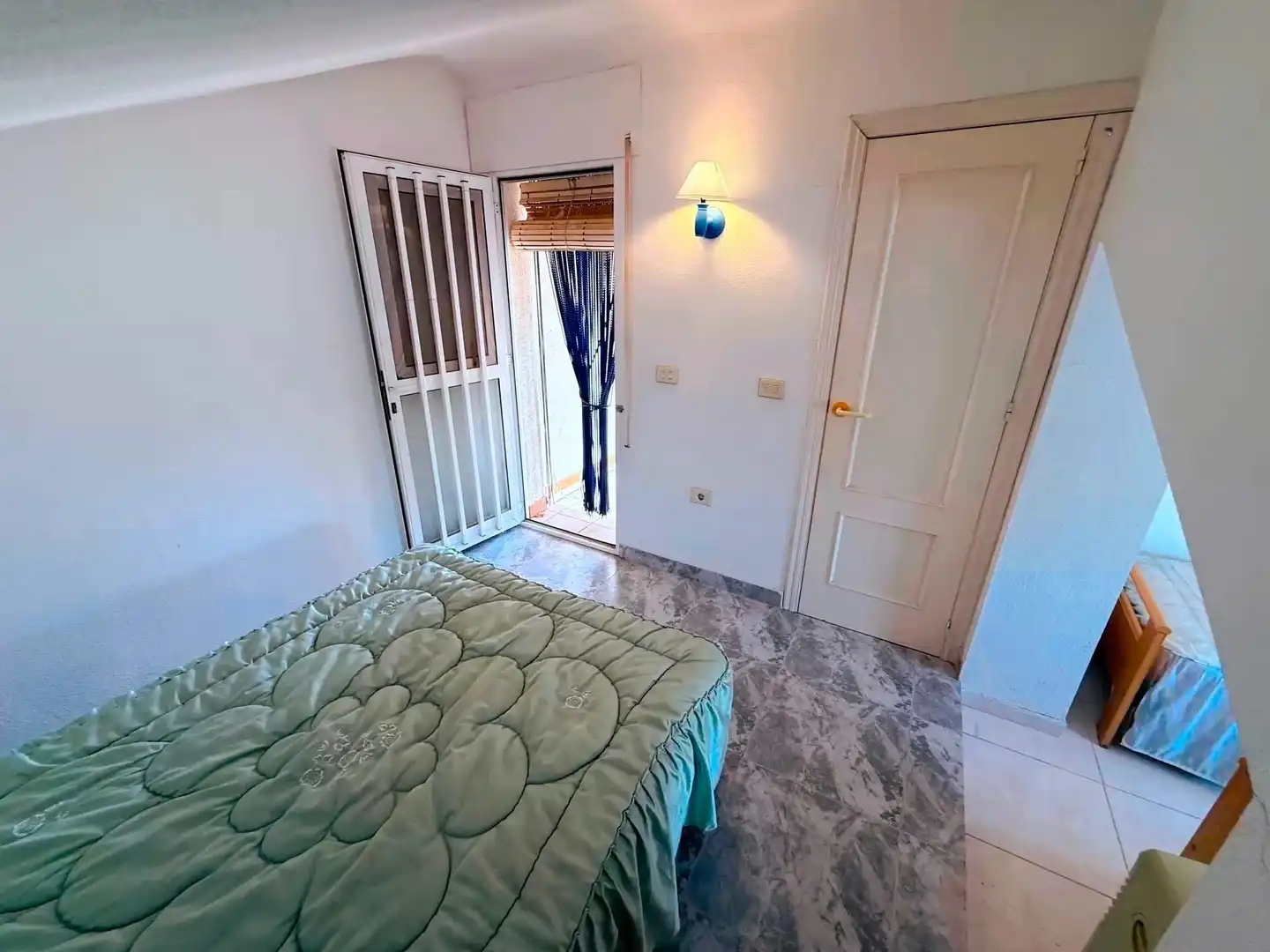 Dormitori de Casa adosada en venda en Los Alcázares amb Jardí privat, Terrassa i Traster
