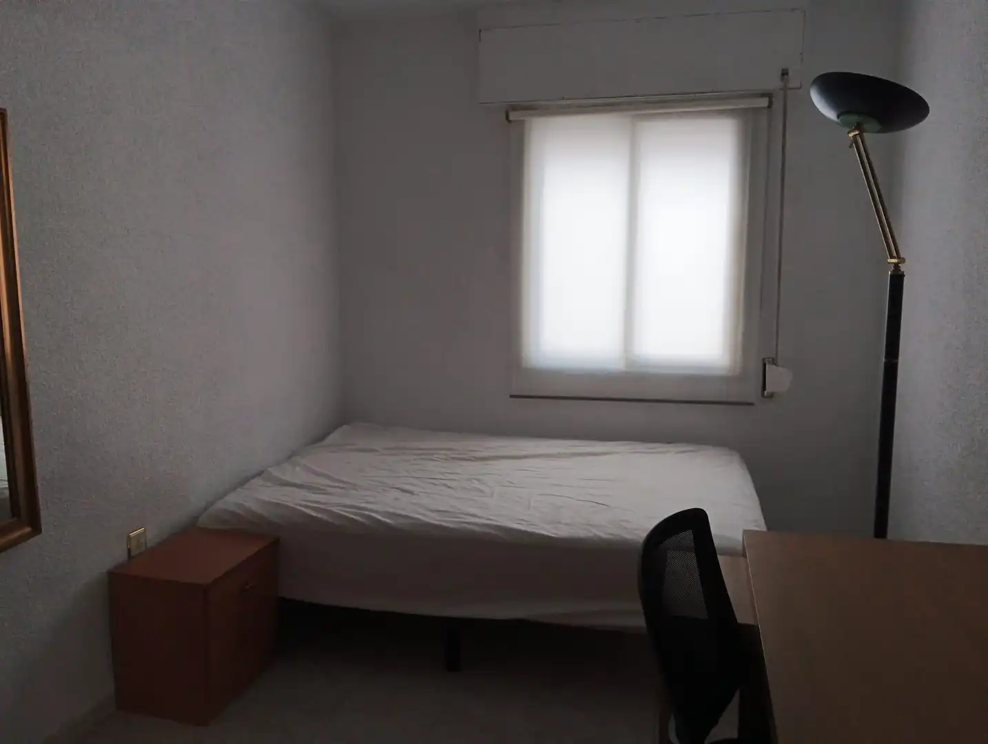 Dormitori de Apartament de lloguer en Cáceres amb Calefacció i Traster