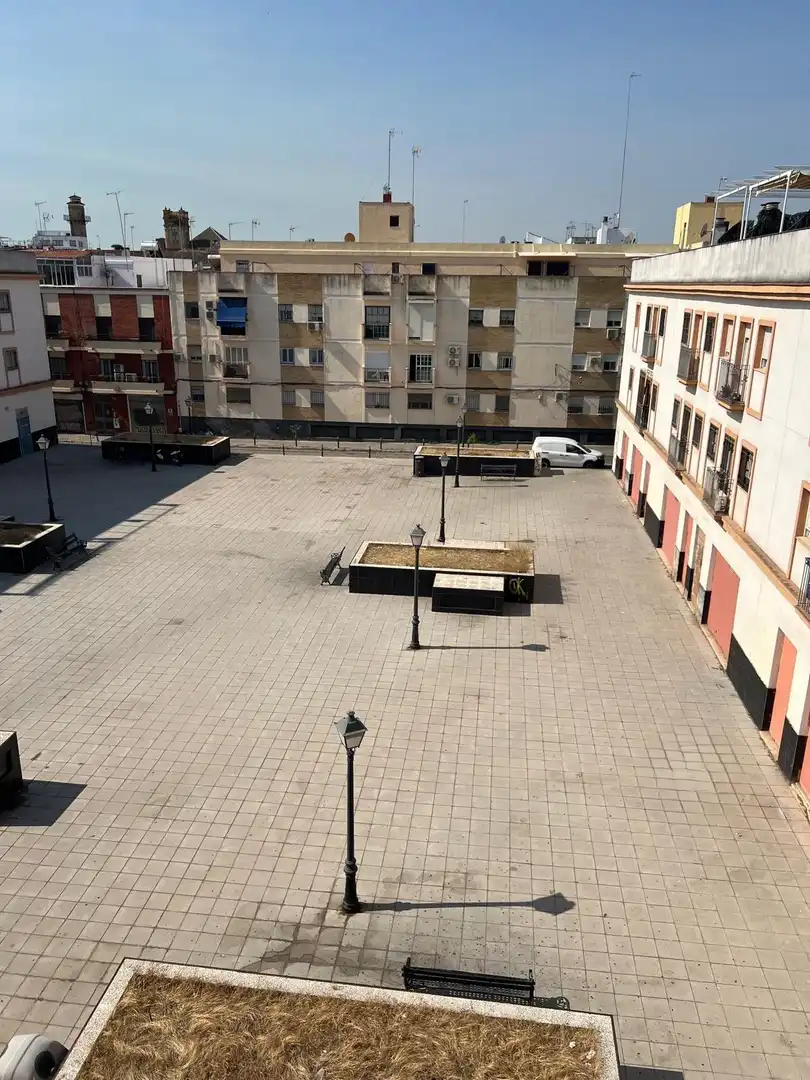 Pis amb terrassa de lloguer a Casco Antiguo, imagen 12