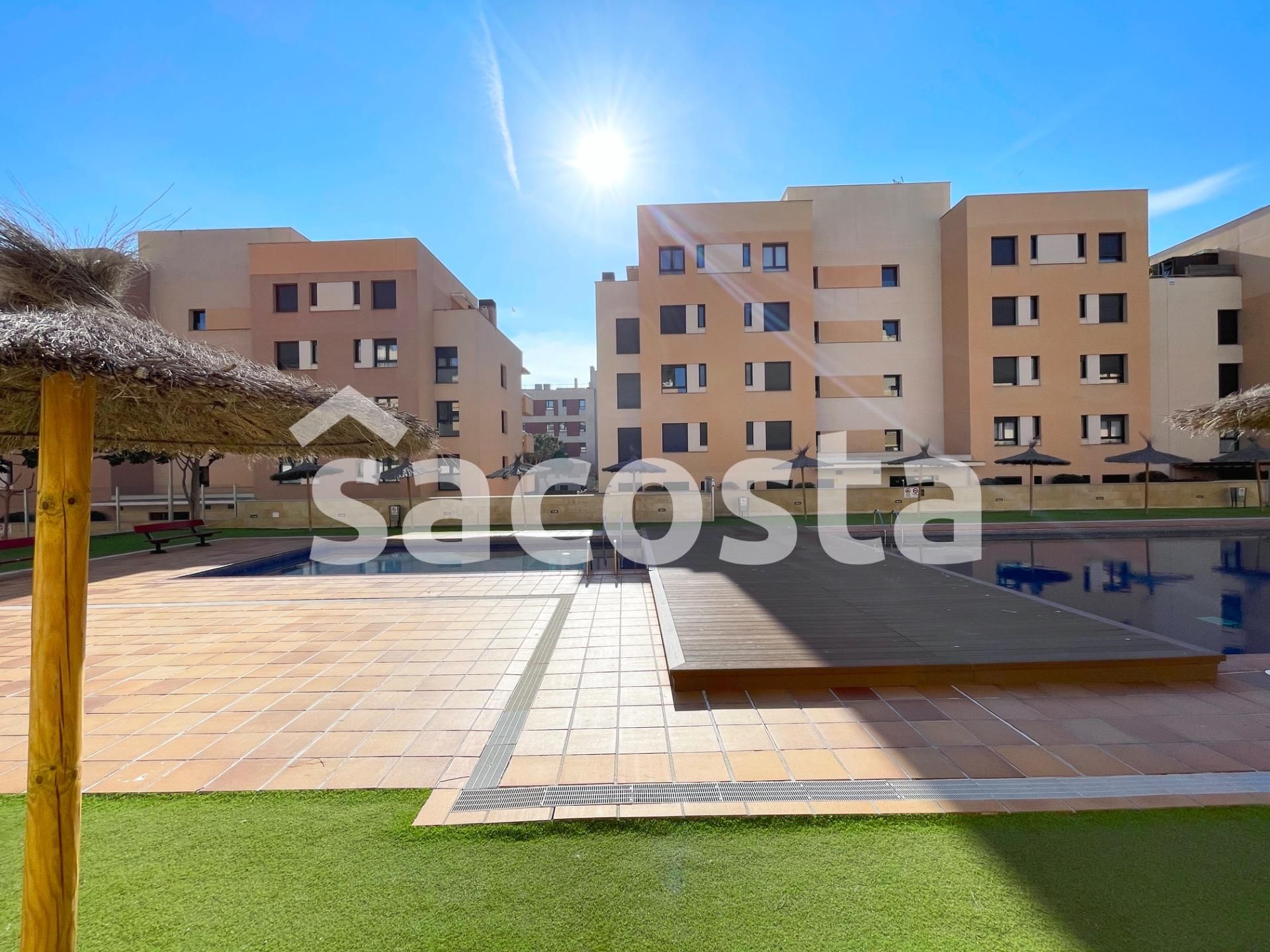 Piscina de Pis en venda en Lloret de Mar amb Aire condicionat, Calefacció i Jardí privat