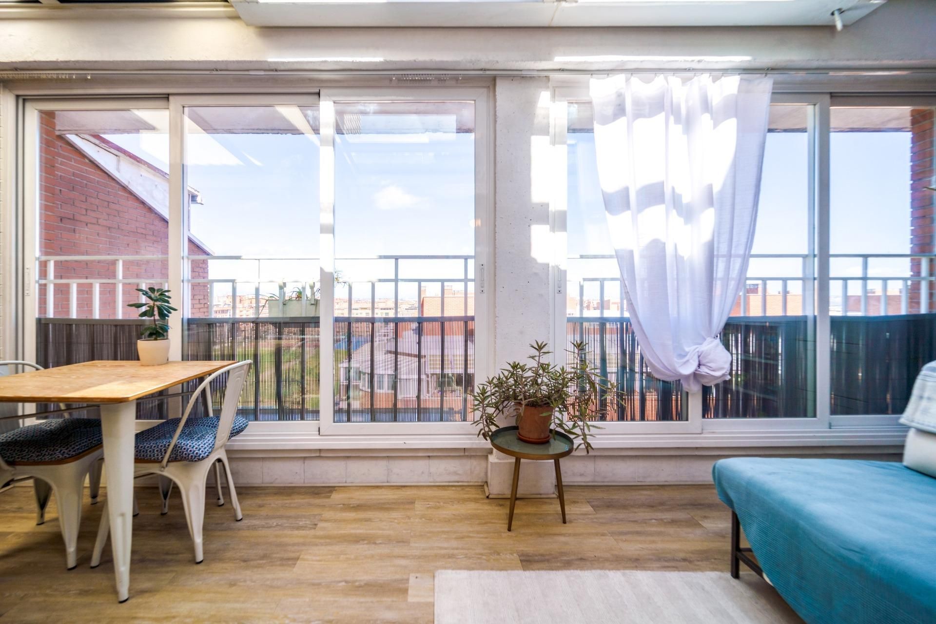 Terrassa de Àtic en venda en  Madrid Capital amb Aire condicionat, Jardí privat i Terrassa