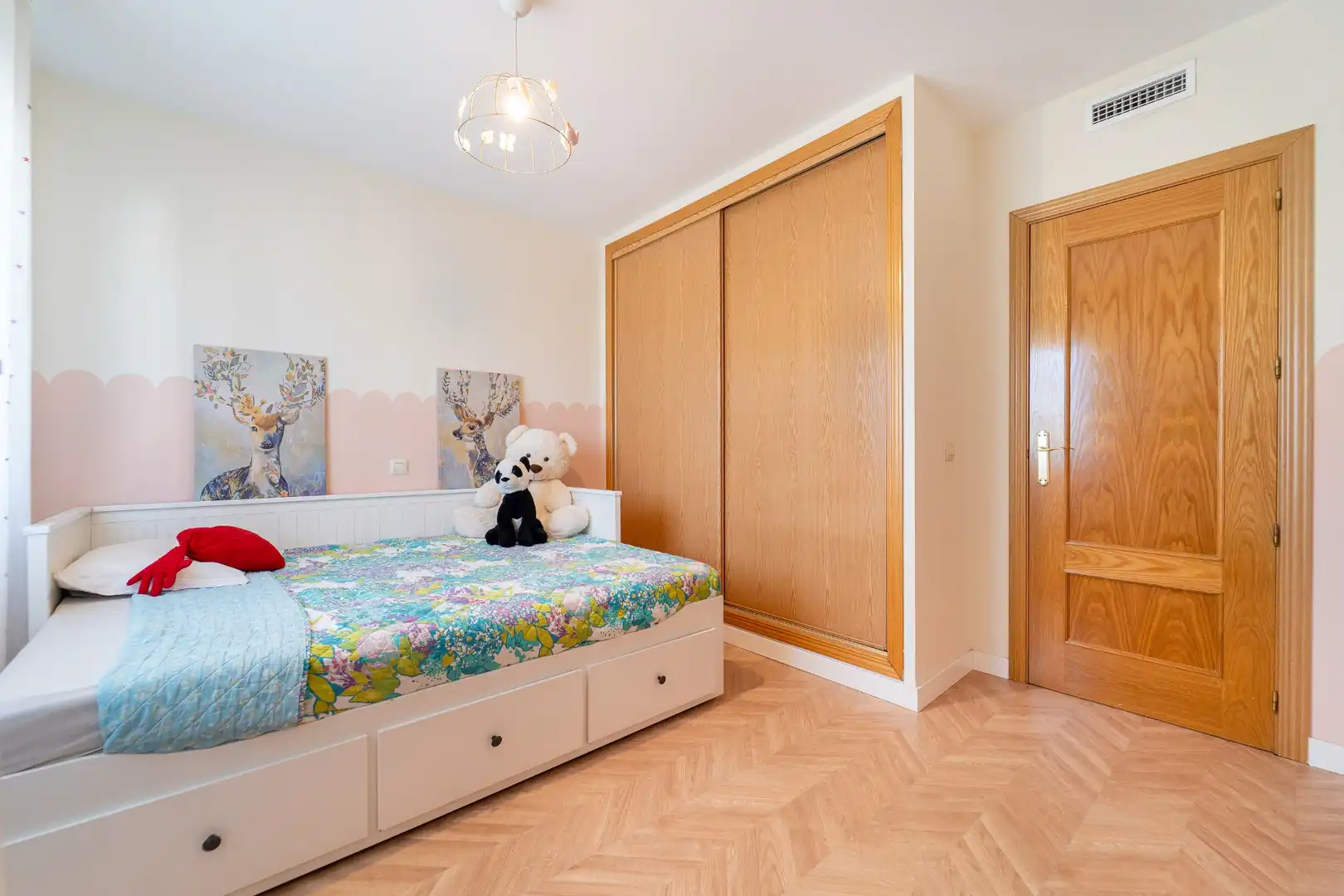 Villa mit Garten zum Verkauf in Calle Abedul, imagen 13