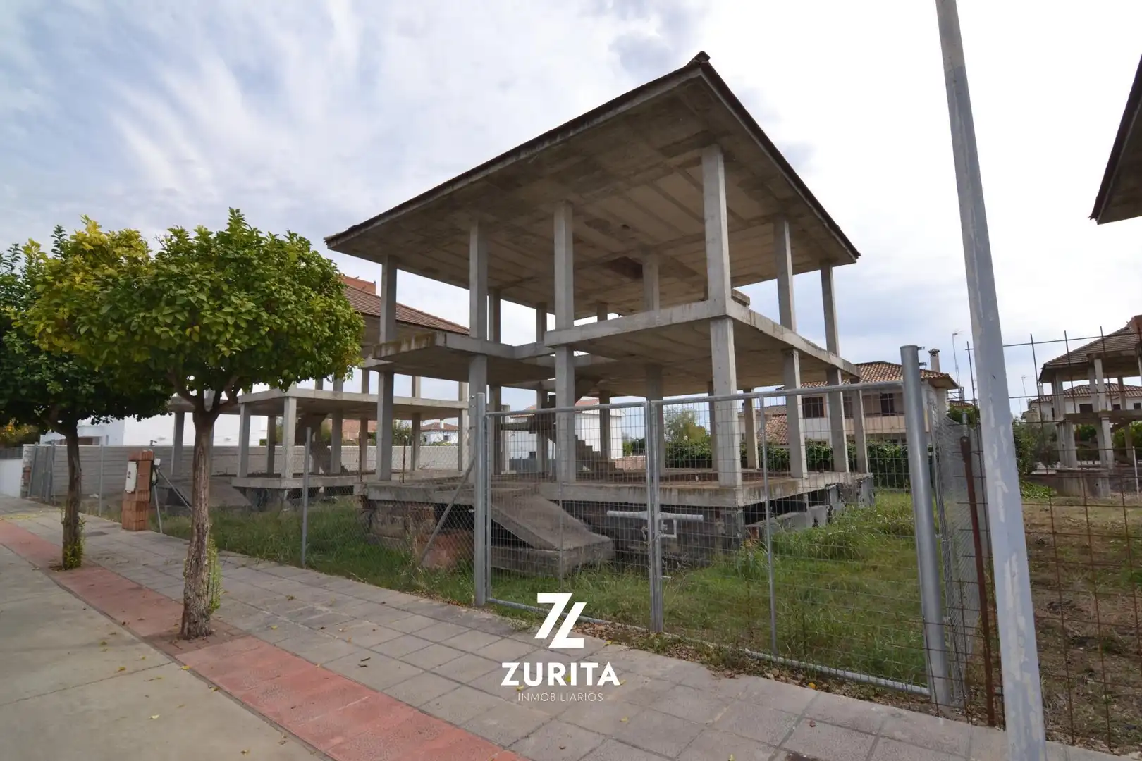 Residential land for sale in Calle Médico F. Muñoz Oporto