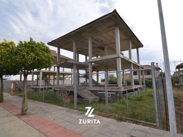 Residential land for sale in Calle Médico F. Muñoz Oporto