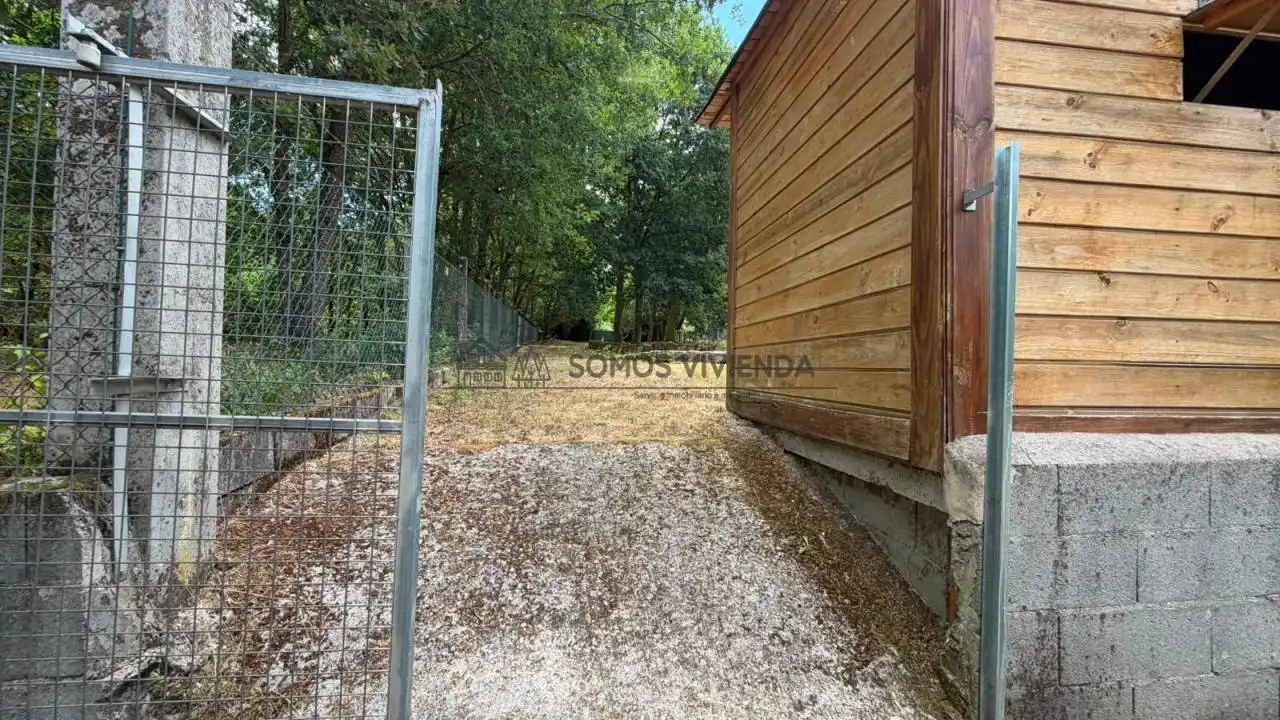 Casa o xalet en venda en Ourense Capital  amb Calefacció, Jardí privat i Terrassa