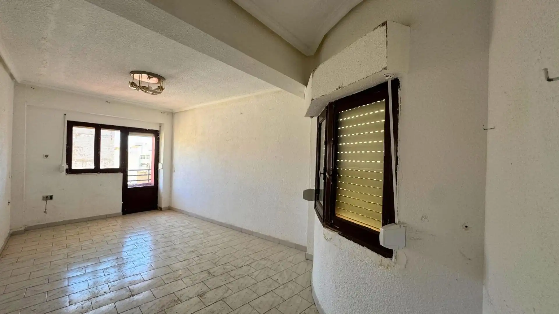 Piso en venta en Elda con Balcón