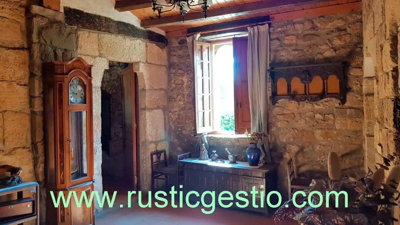 Country homes for sale in Serinyà