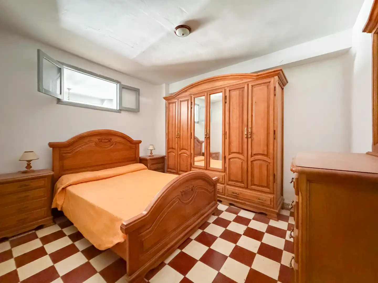 Dormitori de Casa o xalet en venda en Cazorla amb Terrassa i Balcó
