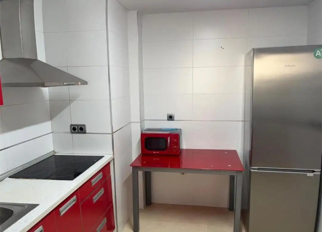 Küche von Wohnung zum Verkauf in Roquetas de Mar mit Klimaanlage, Heizung und Terrasse
